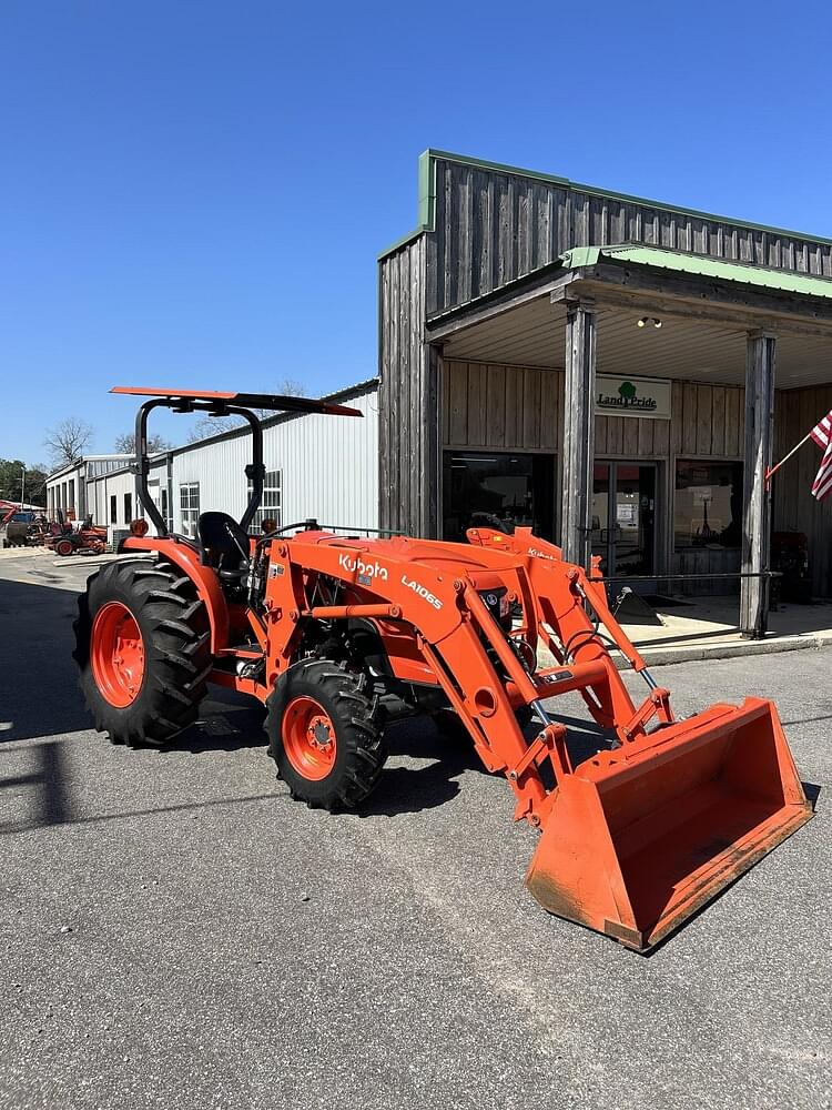 Image of Kubota MX5400DT Image 1