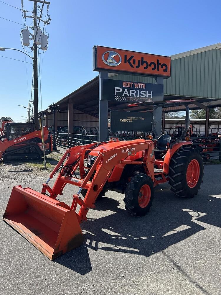 Image of Kubota MX5400DT Image 0