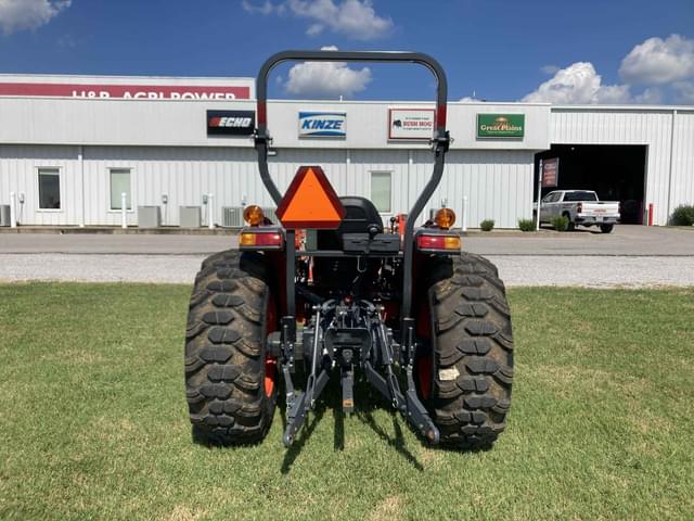 Image of Kubota MX5400DT equipment image 3