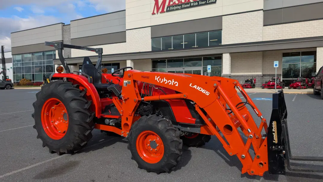 Image of Kubota MX5400DT Primary image