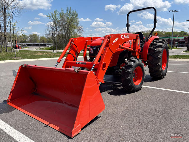 Image of Kubota MX5400DT equipment image 4