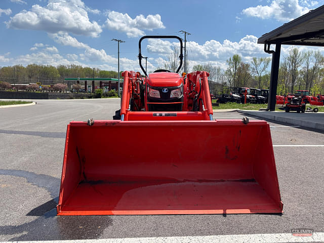 Image of Kubota MX5400DT equipment image 3