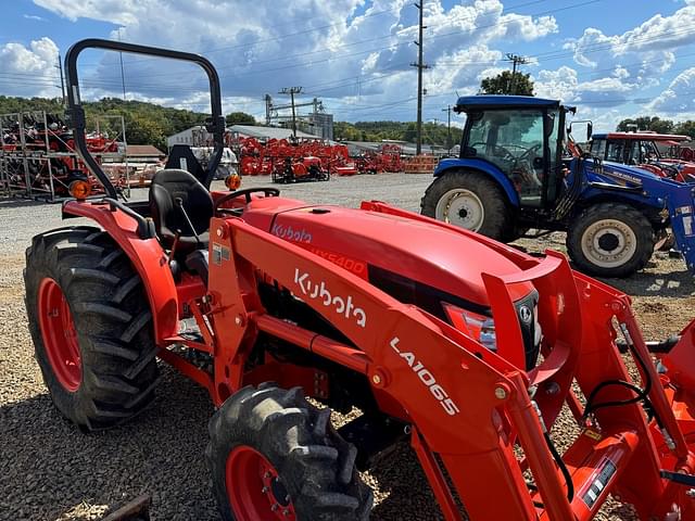 Image of Kubota MX5400DT equipment image 1