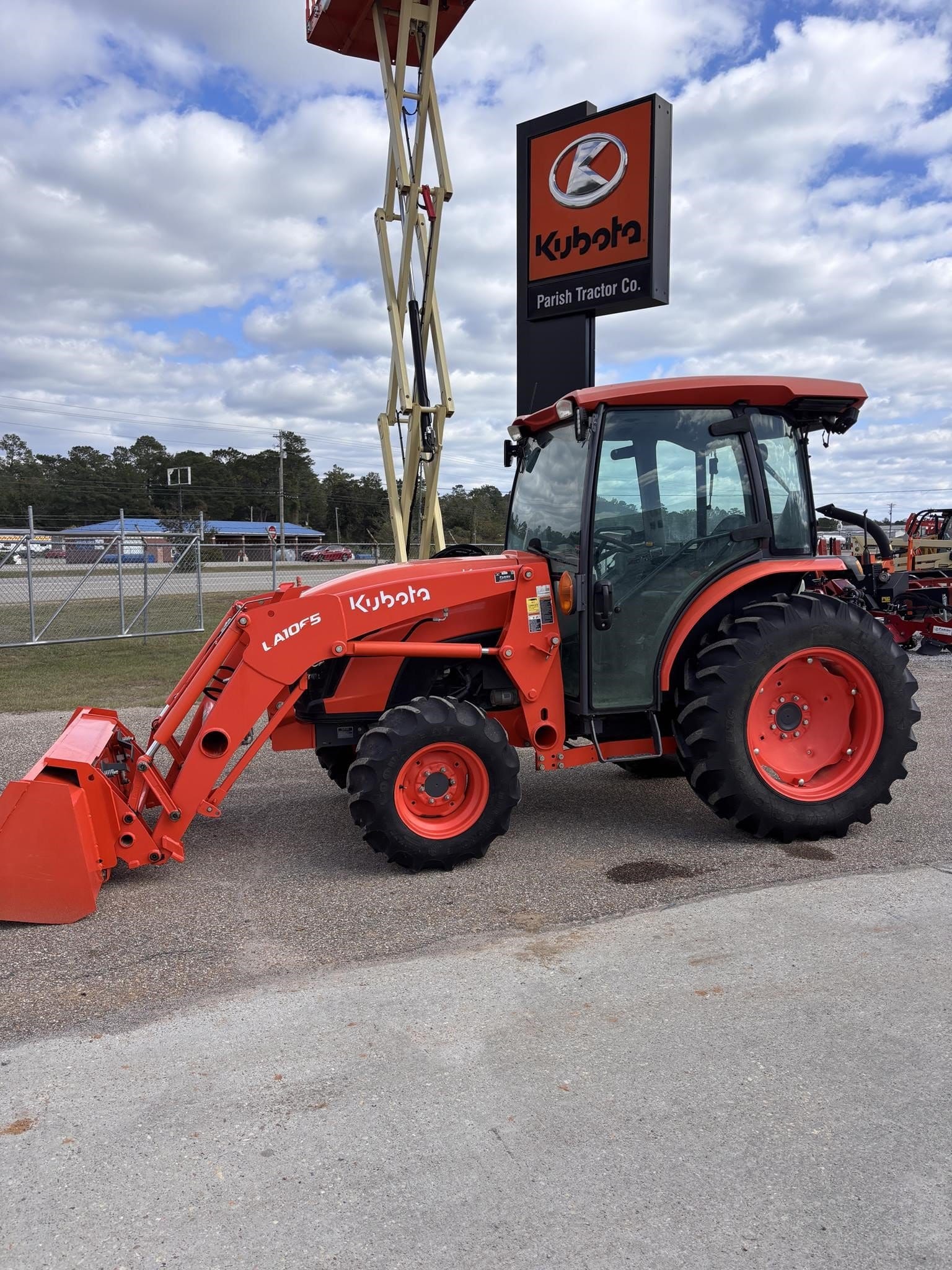 2021 Kubota MX5400 Equipment Image0