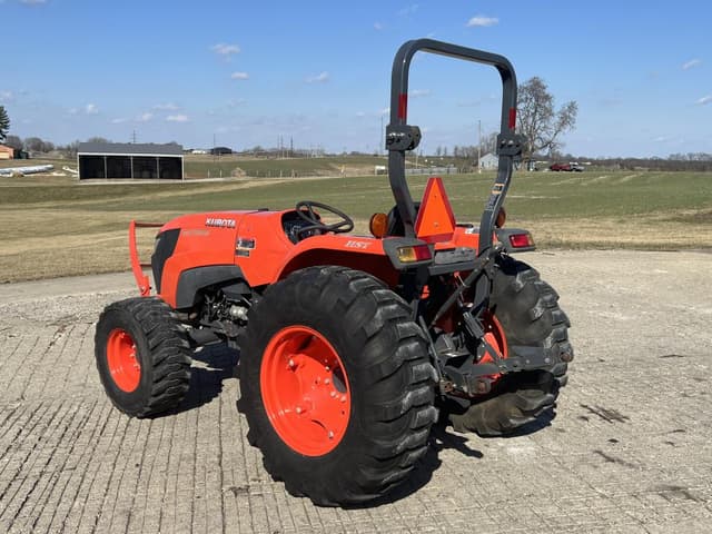 Image of Kubota MX5800 equipment image 3