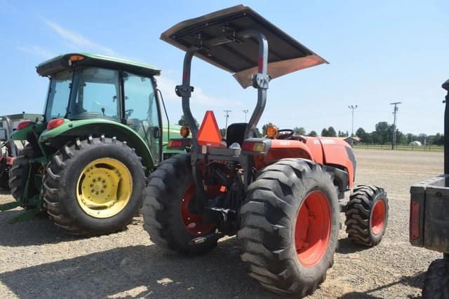Image of Kubota MX5800 equipment image 2