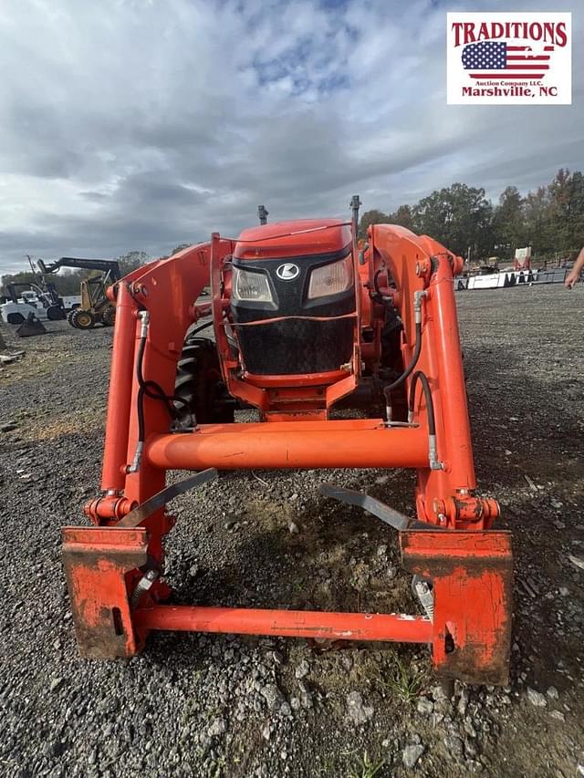 Image of Kubota MX5800 equipment image 3