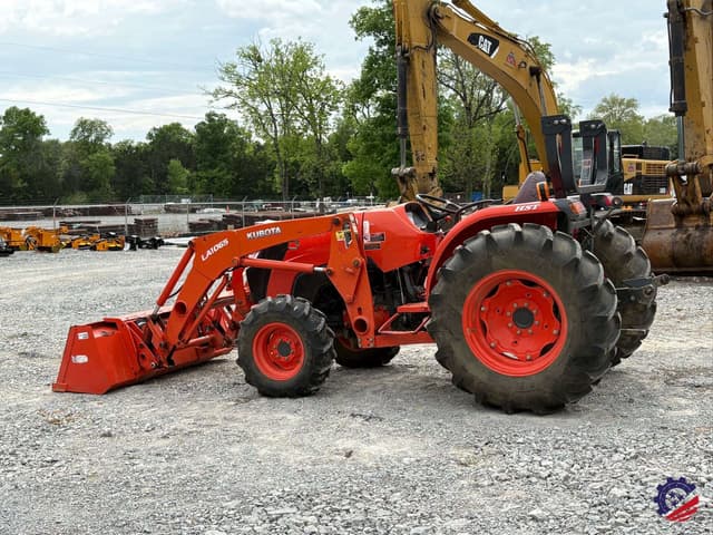 Image of Kubota MX5800 equipment image 2