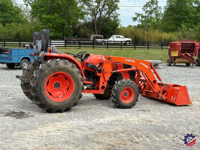 Image of Kubota MX5800 equipment image 3