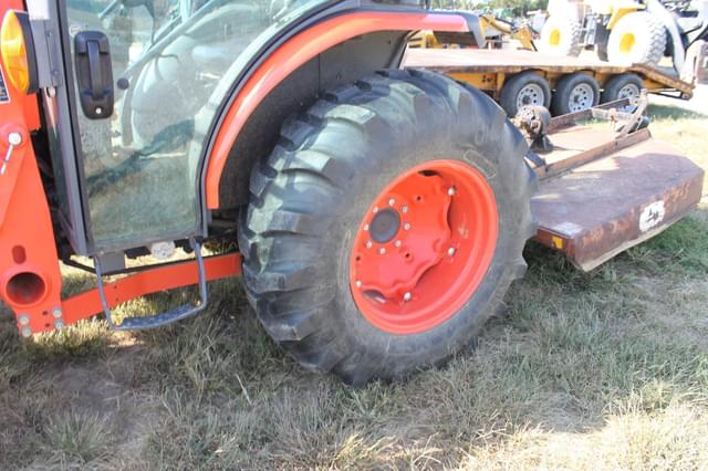 Image of Kubota MX6000 equipment image 3