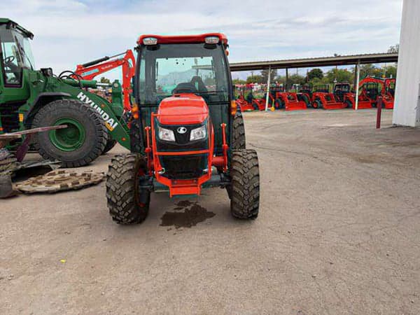 Image of Kubota MX6000 equipment image 2