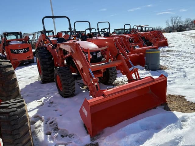 Image of Kubota MX6000 equipment image 1