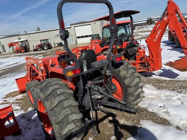 Image of Kubota MX6000 equipment image 3