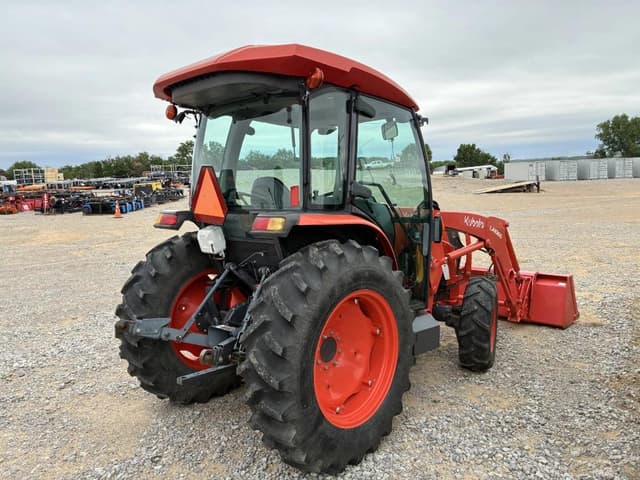 Image of Kubota MX6000 equipment image 2