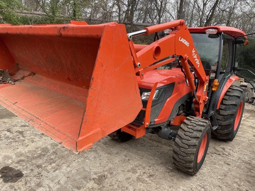 Main image Kubota MX6000