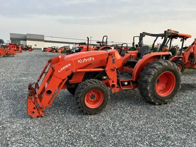 Image of Kubota MX6000HST Primary image