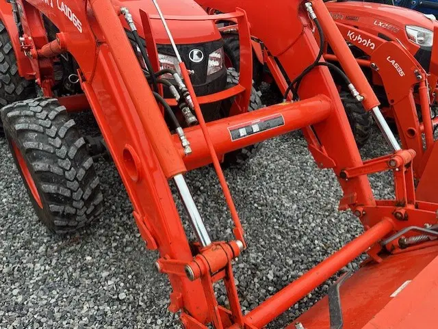 Image of Kubota MX6000HST equipment image 3