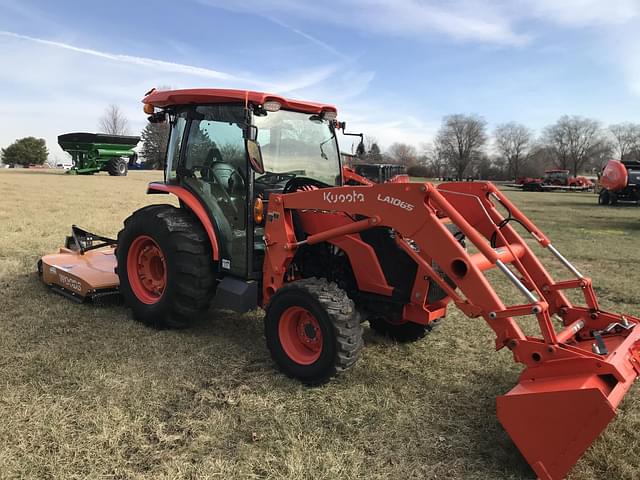 Image of Kubota MX6000HSTC equipment image 4