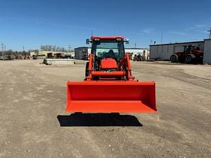 Main image Kubota MX6000 1