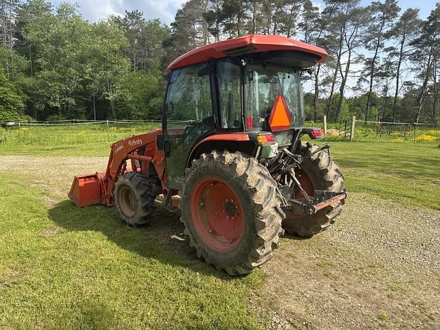 Image of Kubota MX6000HSTC equipment image 2