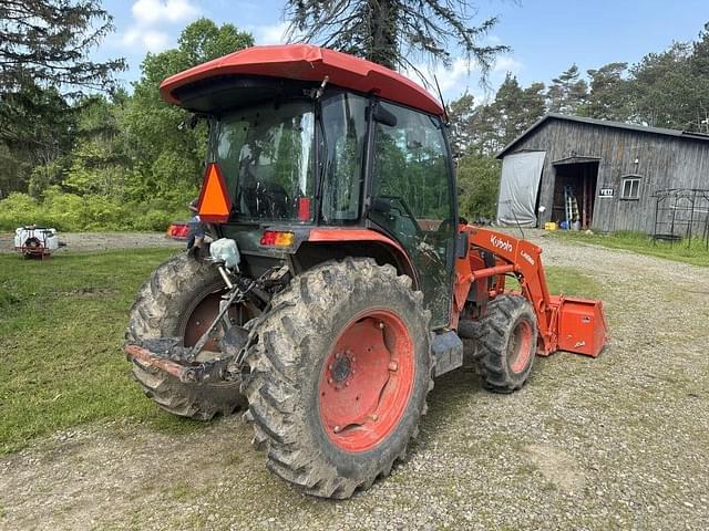 Image of Kubota MX6000HSTC equipment image 4