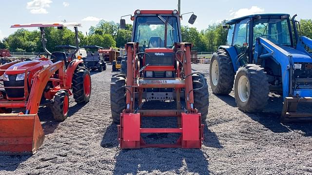 Image of Kubota M7580 equipment image 1