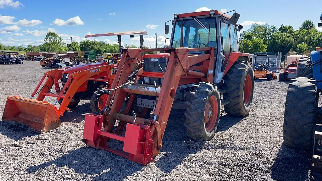 Image of Kubota M7580 Primary image