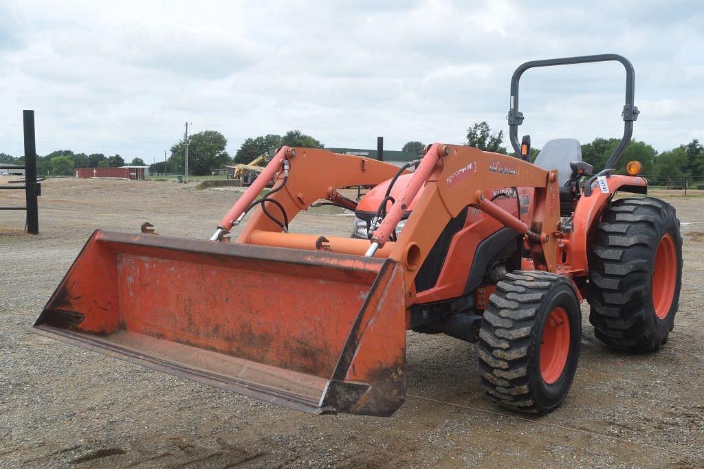 Image of Kubota 800 Primary image