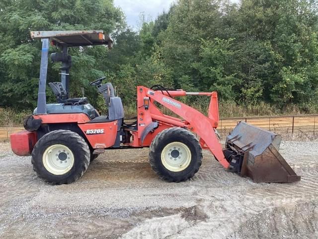 Image of Kubota R520S equipment image 1