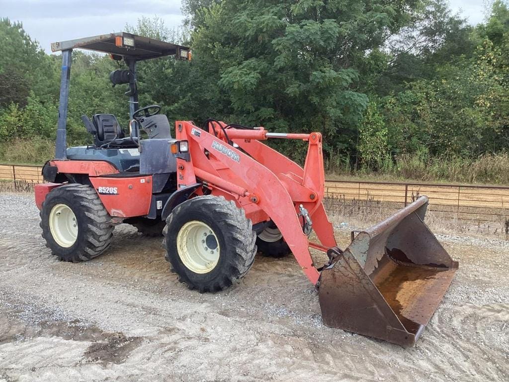Kubota R520S Equipment Image0
