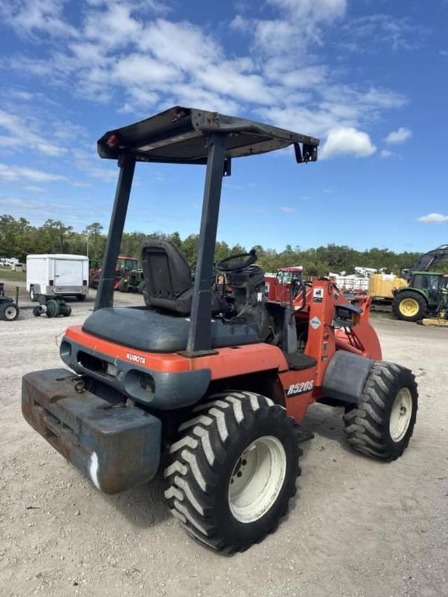 Image of Kubota R520S equipment image 2