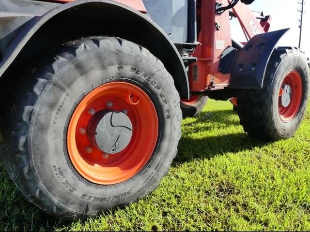 Image of Kubota R530 equipment image 4
