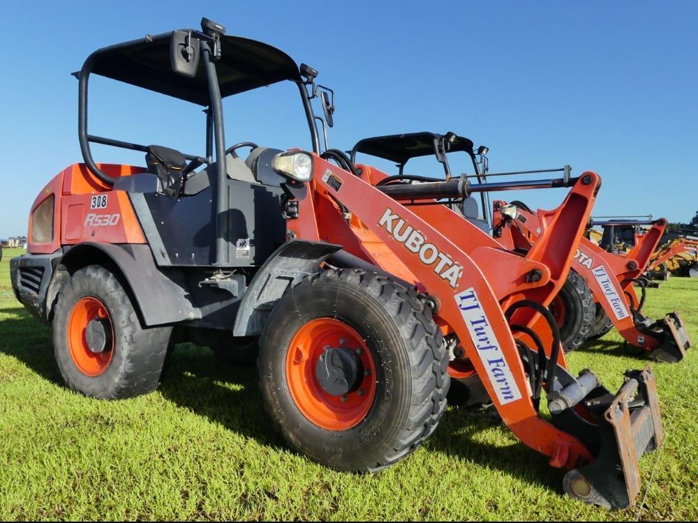 Image of Kubota R530 Primary image
