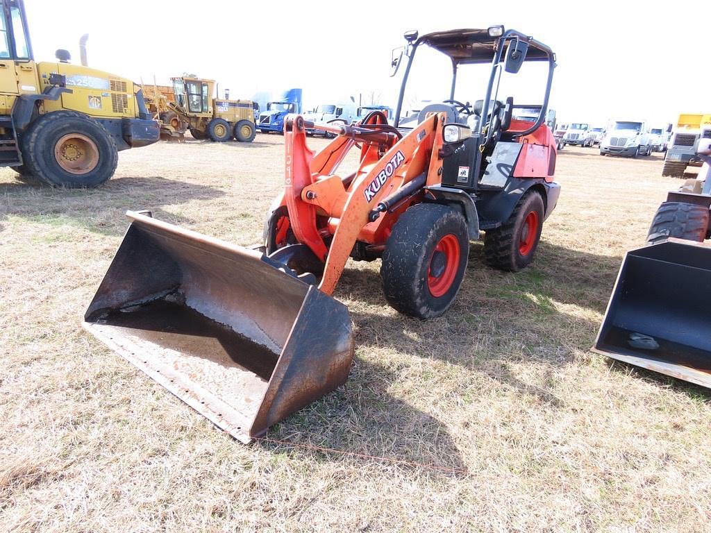 Image of Kubota R530 Primary image