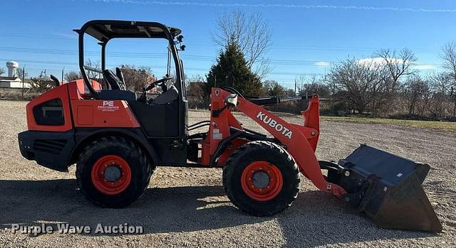 Image of Kubota R530 equipment image 3