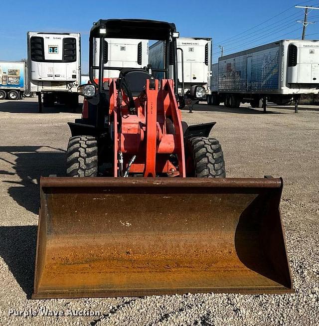 Image of Kubota R530 equipment image 1