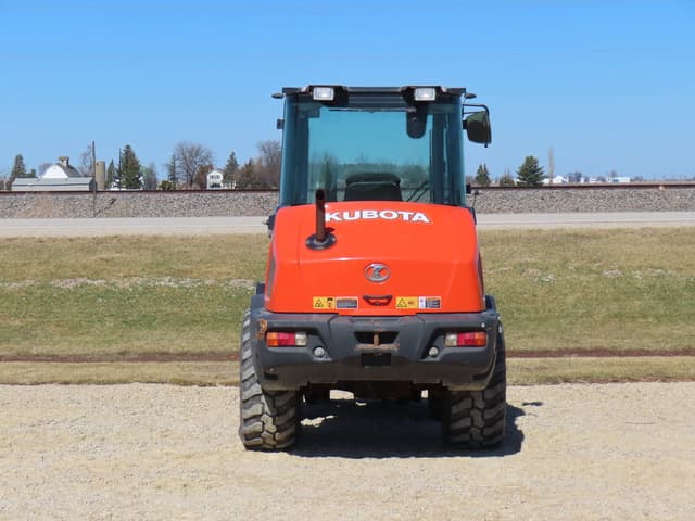 Image of Kubota R630 equipment image 3