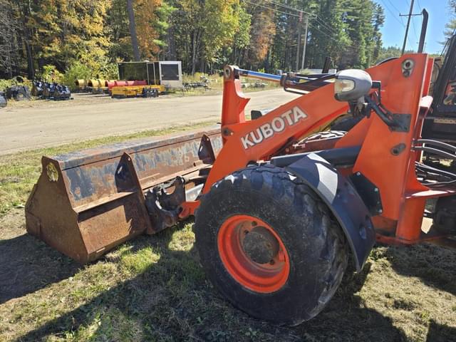 Image of Kubota R630 equipment image 4