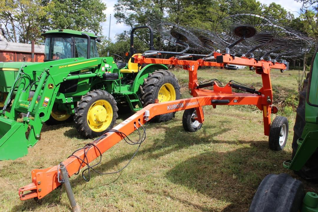 Image of Kubota RA108CR Image 0