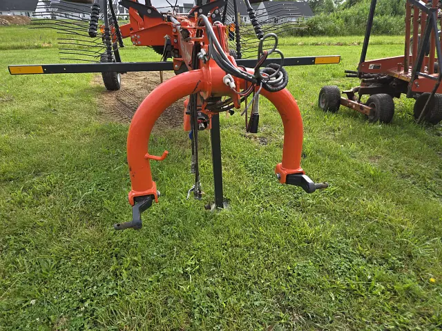 Image of Kubota RA2072 equipment image 4
