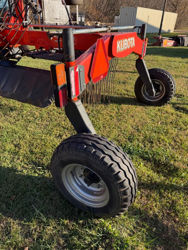 Image of Kubota RA2076 equipment image 3