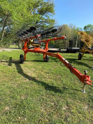 Kubota RA210CR Image