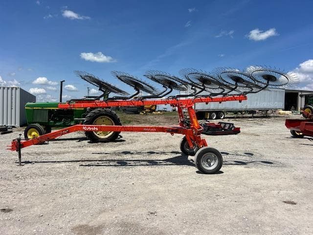 Image of Kubota RA212CR equipment image 1