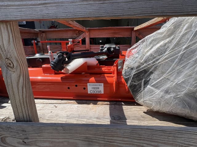 Image of Kubota RCK60B23BX equipment image 4