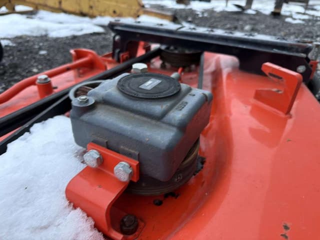 Image of Kubota RCK60D-26BX equipment image 4