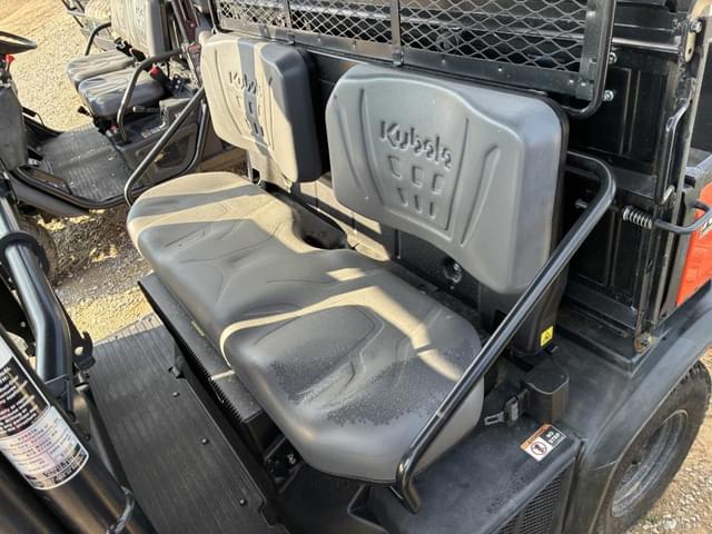 Image of Kubota RTV-1100 equipment image 4