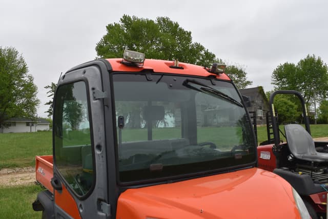 Image of Kubota RTV1100 equipment image 4