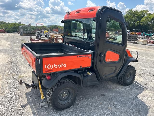 Image of Kubota RTV-1100 equipment image 4