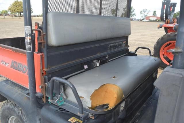 Image of Kubota RTV1140 equipment image 4
