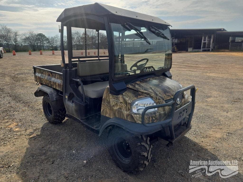 Kubota RTV900 Equipment Image0